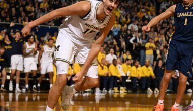 Un discreto Aday Mara contribuye a una nueva victoria de Michigan