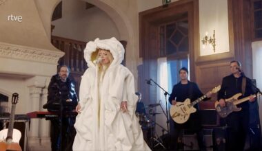 Multitud de comentarios por lo que ha hecho Amaia Montero nada más salir en el especial de Nochevieja de TVE