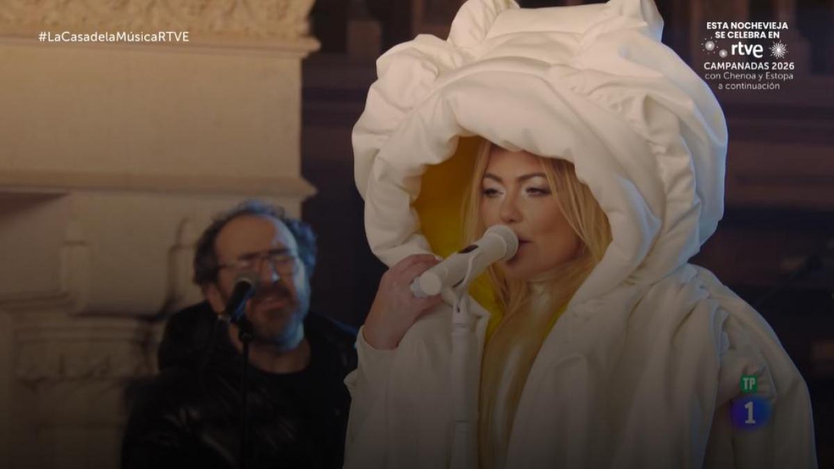 Amaia Montero le da la vuelta a los 'memes' con una foto que confirma lo que muchos pensaron