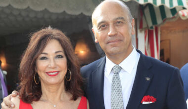 30, y luego me acuesto pronto, a las diez"