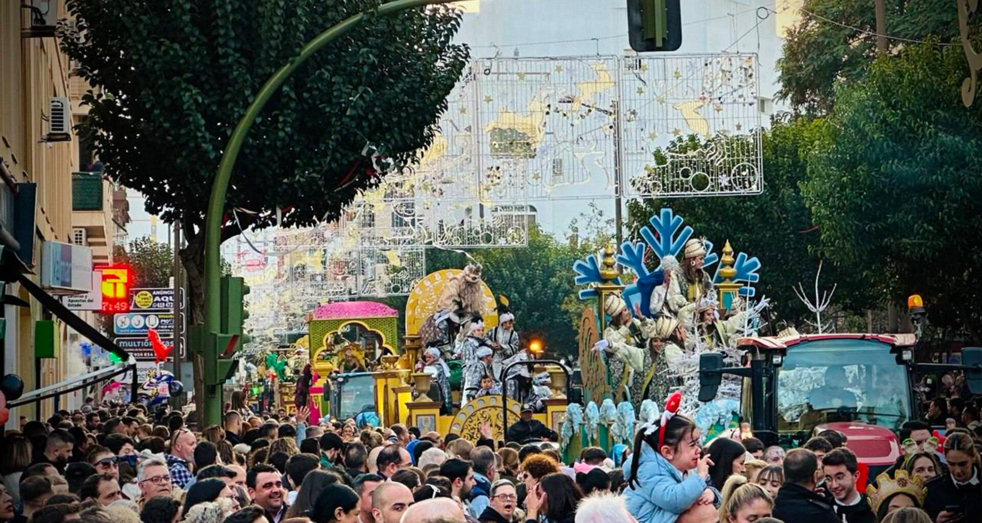 La Cabalgata de los Reyes Magos estará compuesta por doce carrozas y partirá a las cuatro de la tarde del lunes de la Bajada del Castillo