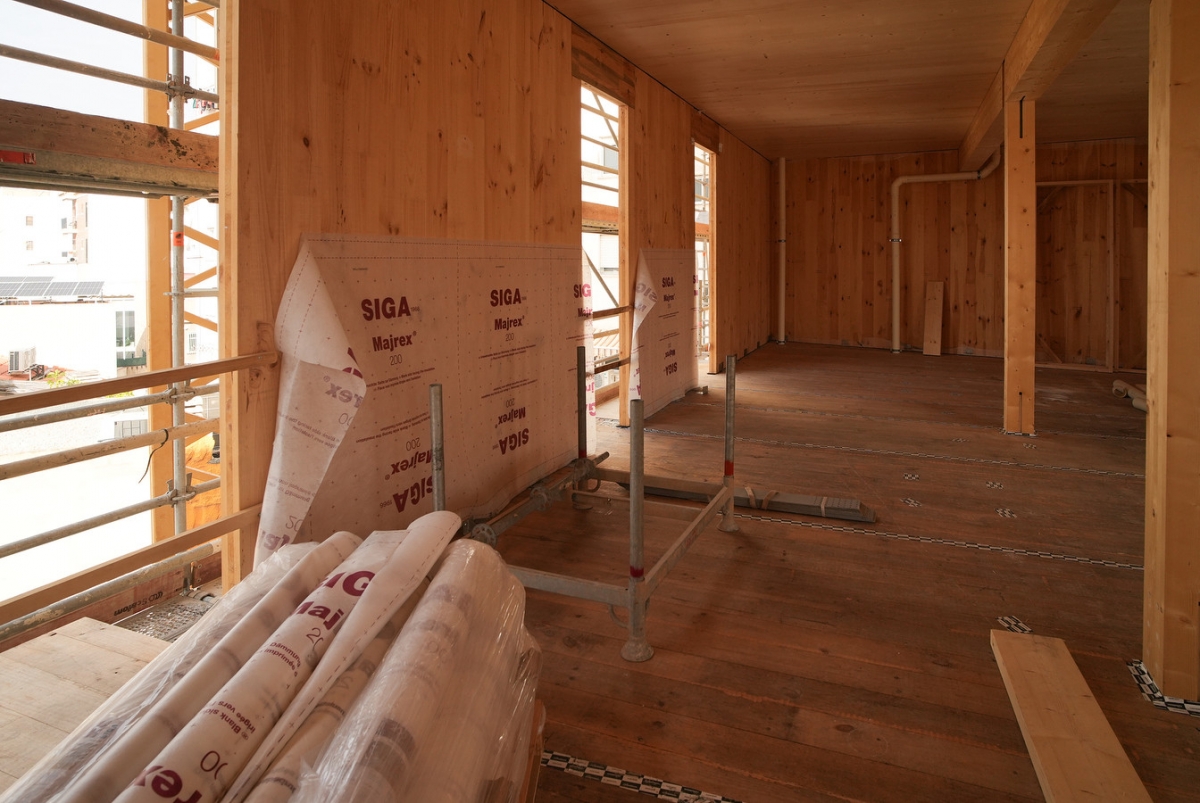 Edificio en madera de Zubi Cities.