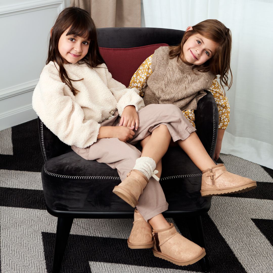 Las hijas mellizas de Sara Verdasco y Juan Carmona: Carmen y Valentina, de cinco años