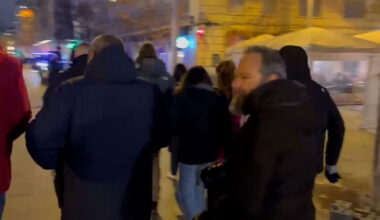 Despedida a la francesa de Ione Belarra tras el fracaso de la manifestación de Podemos