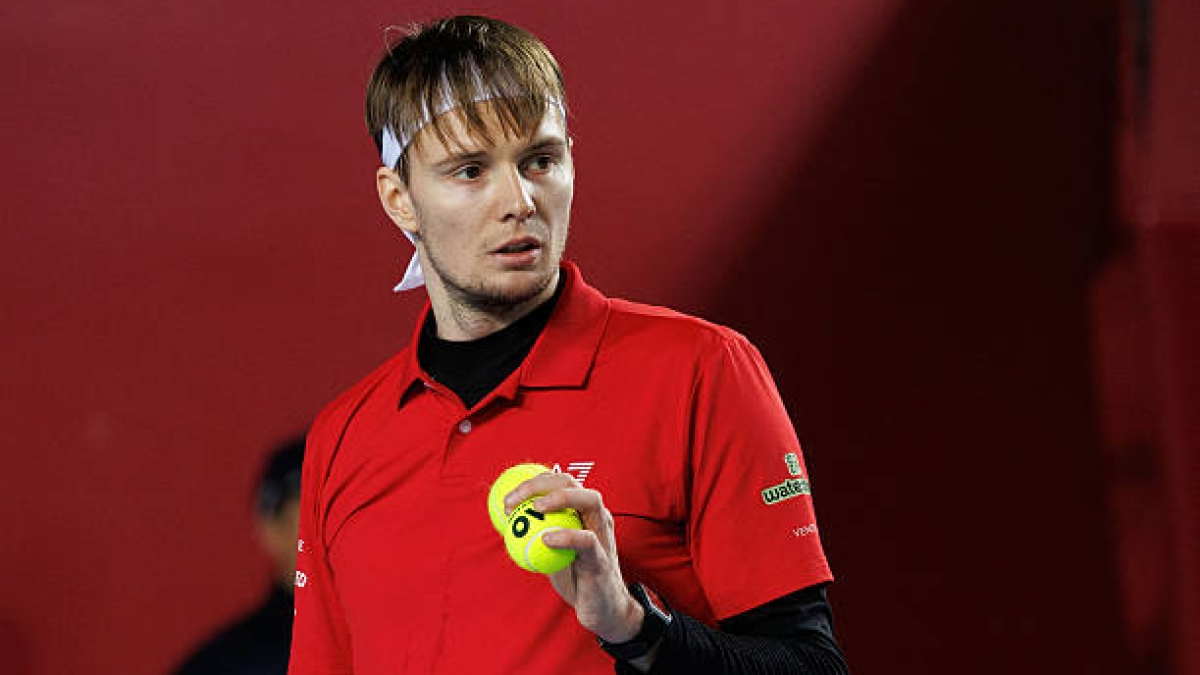 Alexander Bublik, a dos victorias del top-10.