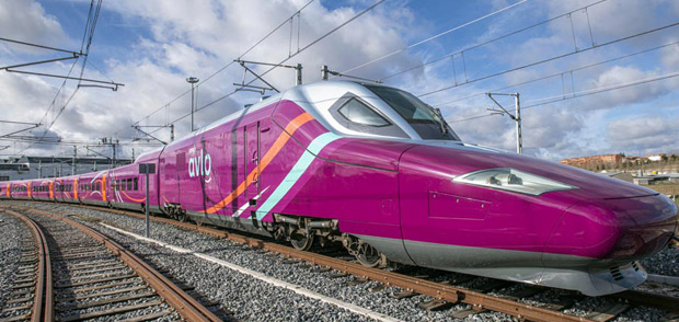 Renfe activa servicios especiales por cancelaciones de Ouigo