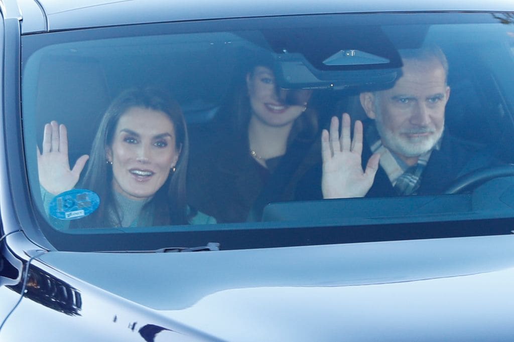 La princesa Leonor, sentada en la parte trasera