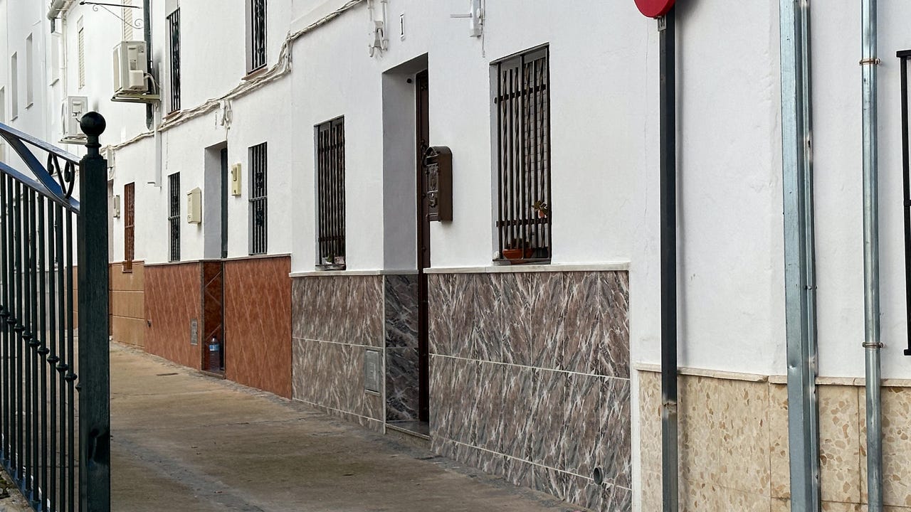Un hombre detenido tras asesinar a su pareja en Olvera, Cádiz