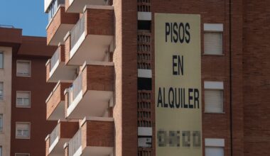 el PSOE ignora el rechazo de sus socios a la exención fiscal a los caseros y Sumar insiste en la prórroga a los alquileres pese a las dudas sobre su constitucionalidad