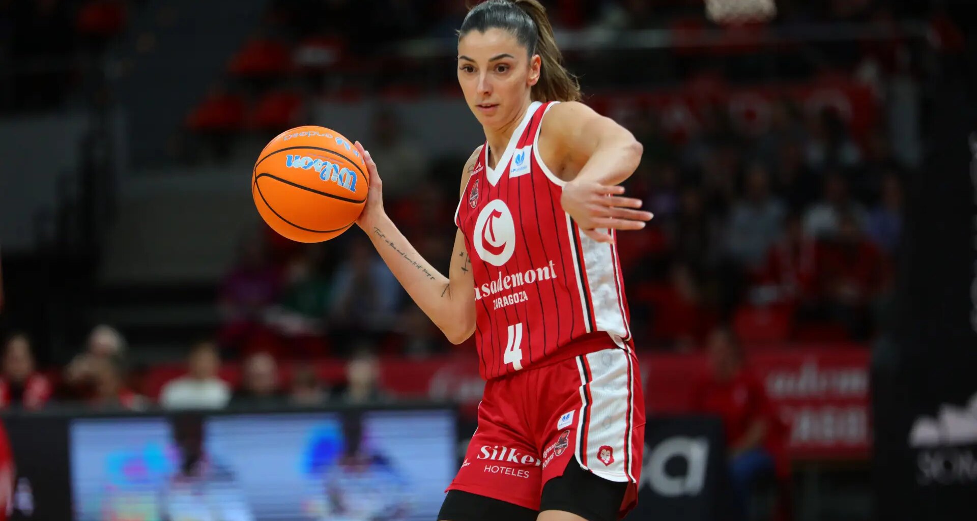 El Casademont Zaragoza toma el liderato de la Liga Femenina