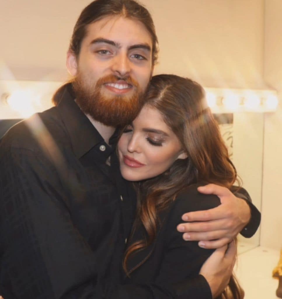 Ana Bárbara junto a su primogénito Emiliano.