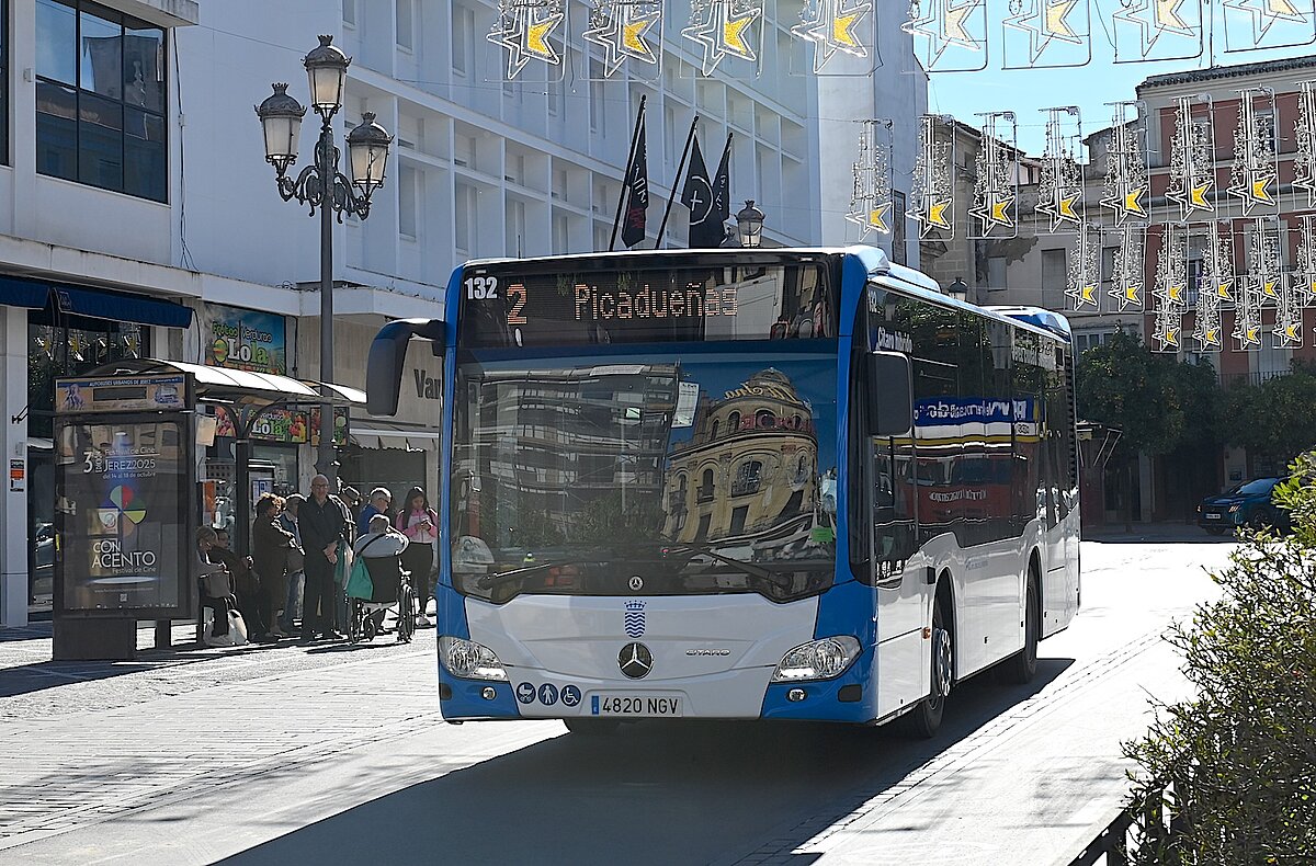 El Servicio Municipal de Autobuses Urbanos cierra 2025 con un incremento del 4,6% en el número de viajeros y roza los 5 millones anuales