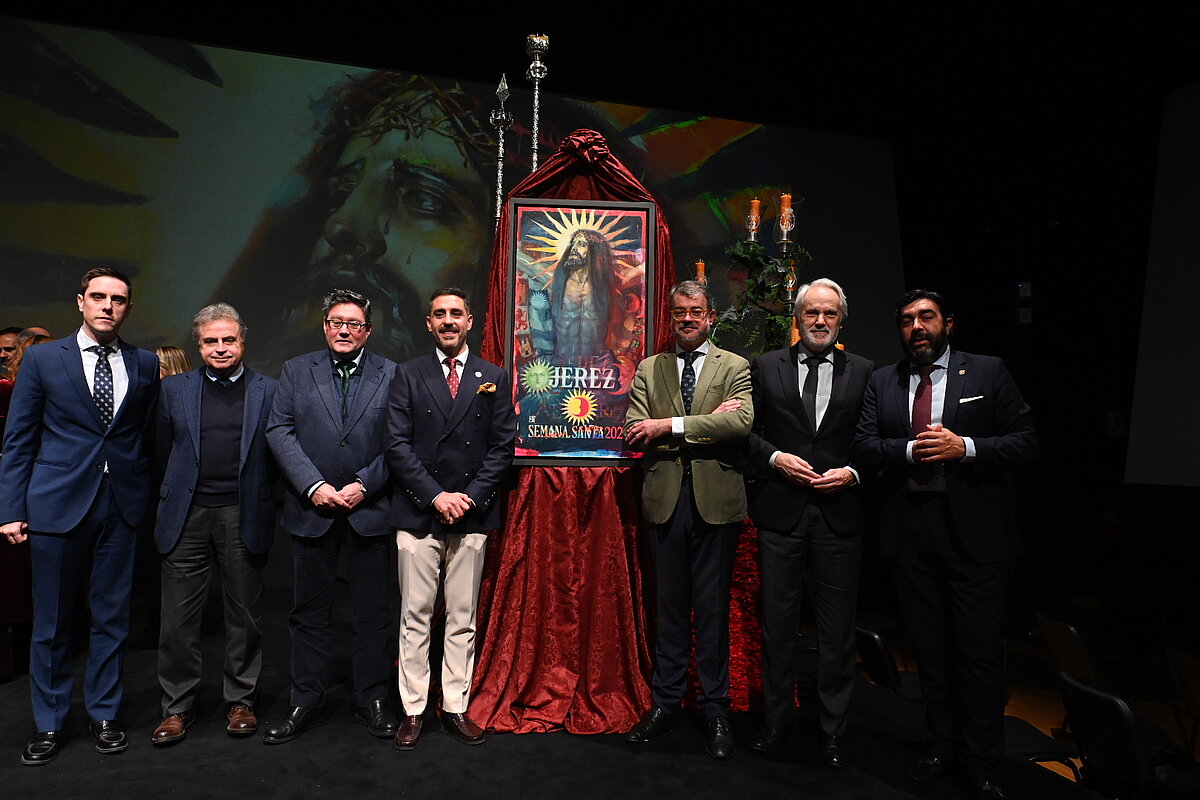 El Ayuntamiento felicita a Bruno Díaz por el cartel de la Semana Santa 2026 que recoge la imagen del Santísimo Cristo de la Expiración