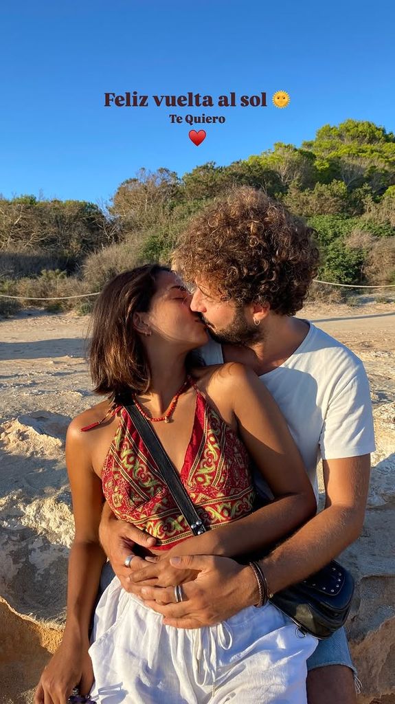 Lola Orellana con su novio