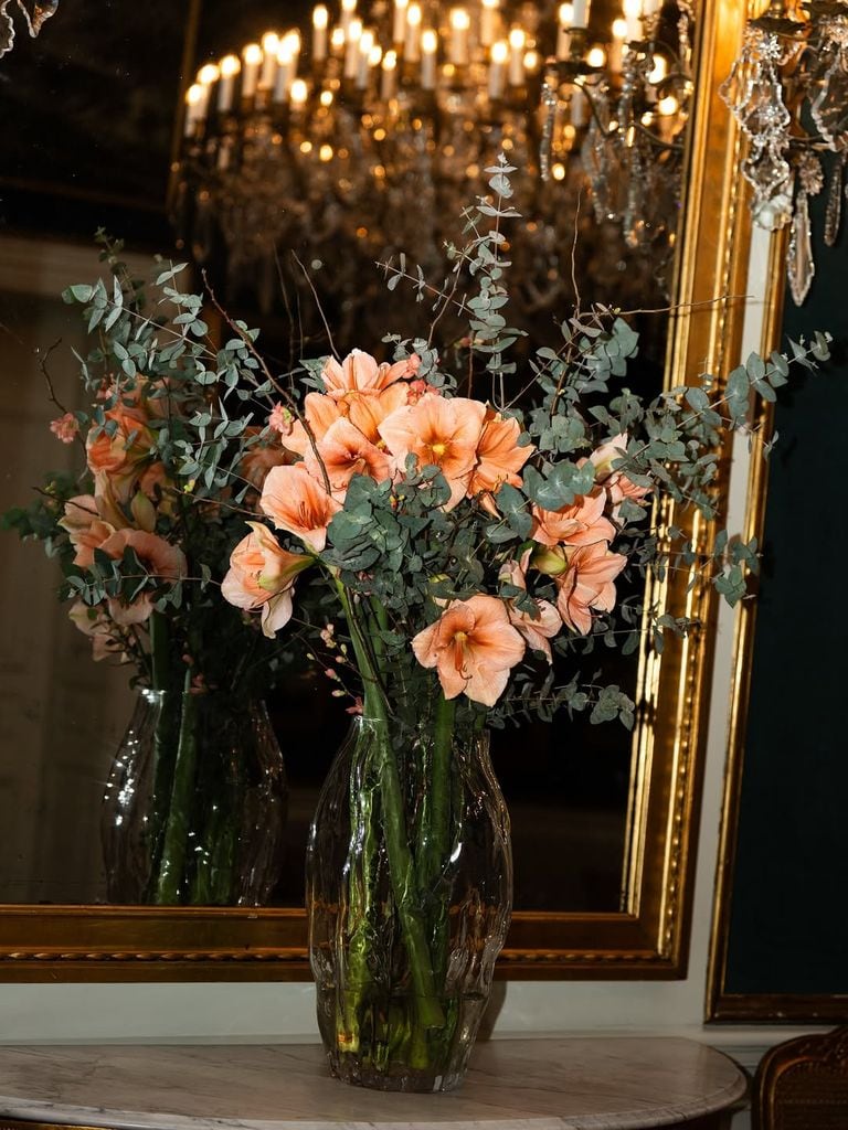 Flores en tonos naranjas elegidos por la reina Mary 