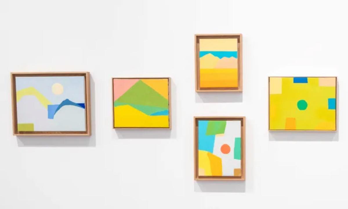 Varias obras de Etel Adnan de la Colección de Helga de Alvear.