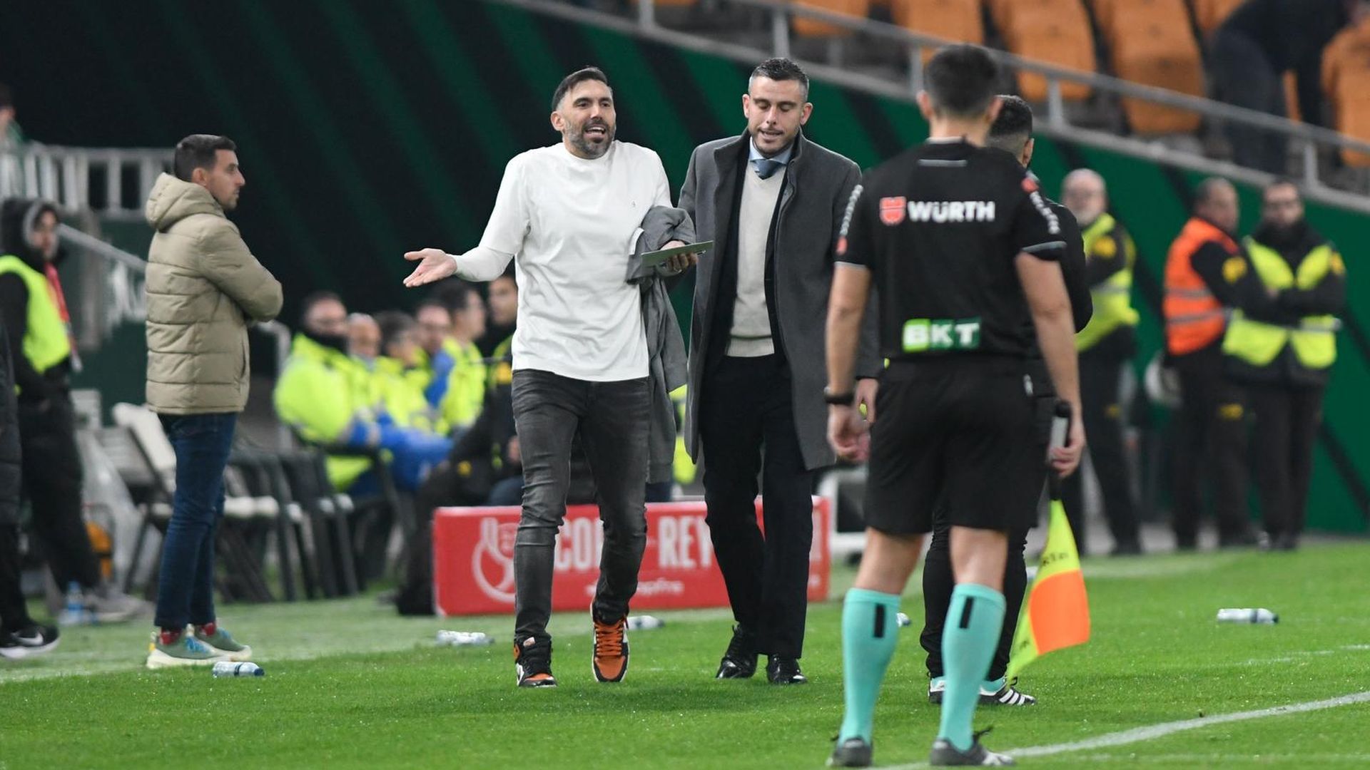 Eder Sarabia, expulsado en el Betis-Elche de Copa