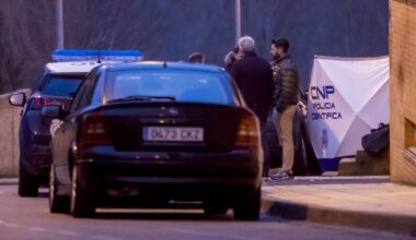 Hallados dos jóvenes muertos en un coche con la calefacción puesta en Soria - La Voz de Galicia