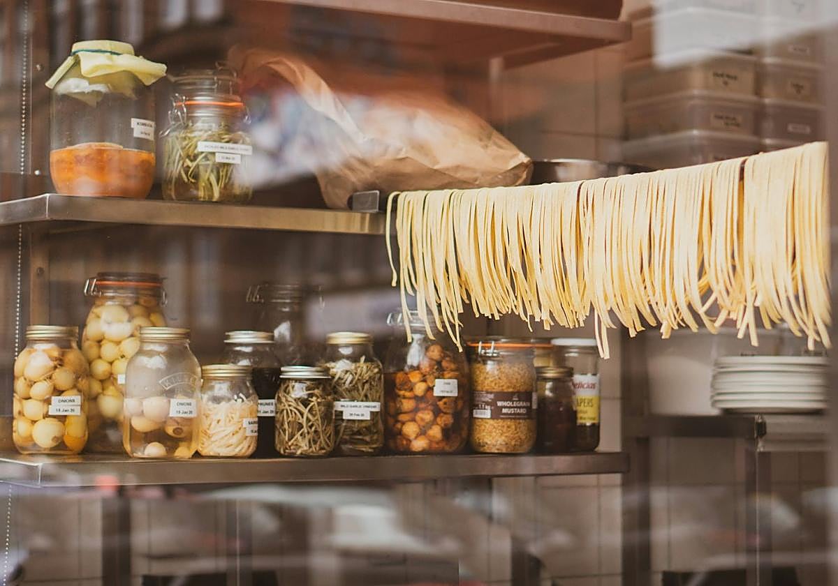 Un estudio francés advierte sobre la relación de los conservantes alimentarios con el cáncer