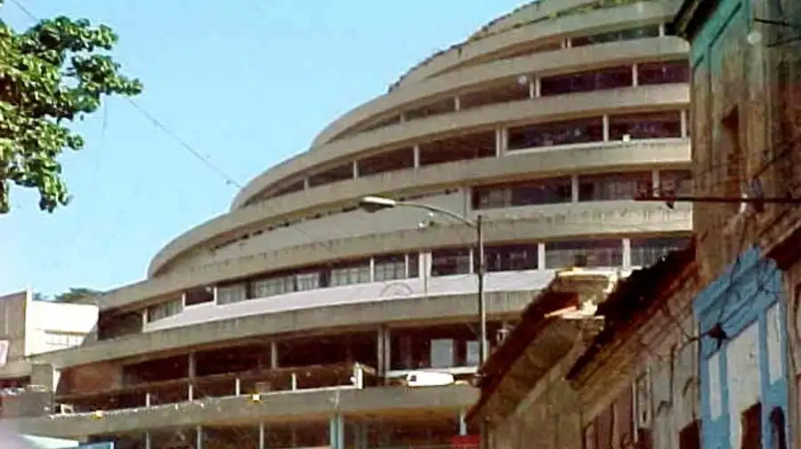 El Helicoide es un emblemático edificio en Caracas, Venezuela