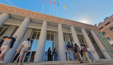 El miedo de los estudiantes de Medicina a volverse "más tontos"