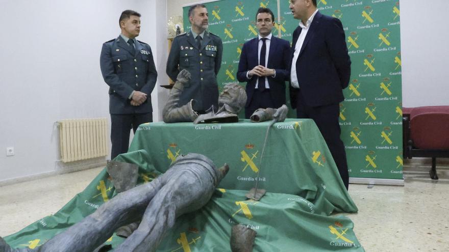 Encuentran la estatua de Seve Ballesteros troceada en un trastero y “lista" para ser vendida