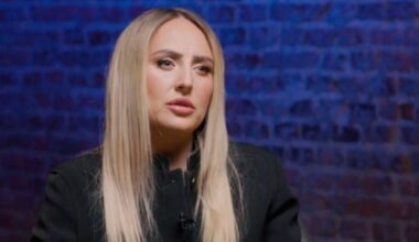 Rocío Flores desvela si demandaría a su madre, Rocío Carrasco, por revelación de secretos en su docuserie