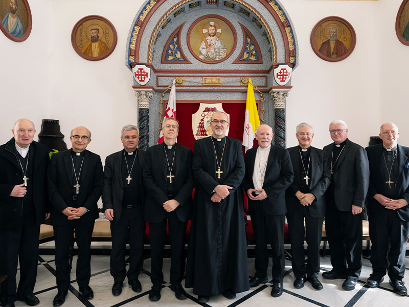 Encuentro con el cardenal Pizzaballa durante el Holy Land Co-ordination 2025
