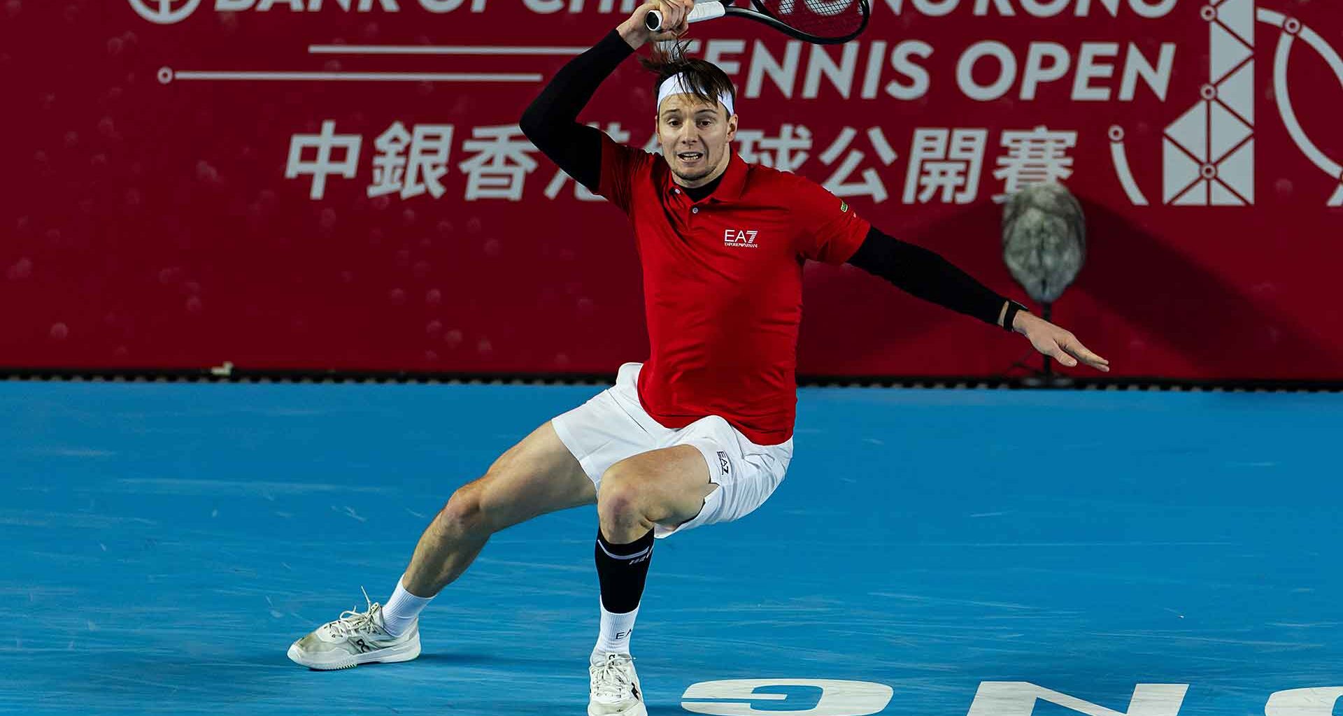 Alexander Bublik estrena 2026 con una sólida victoria en Hong Kong | ATP Tour