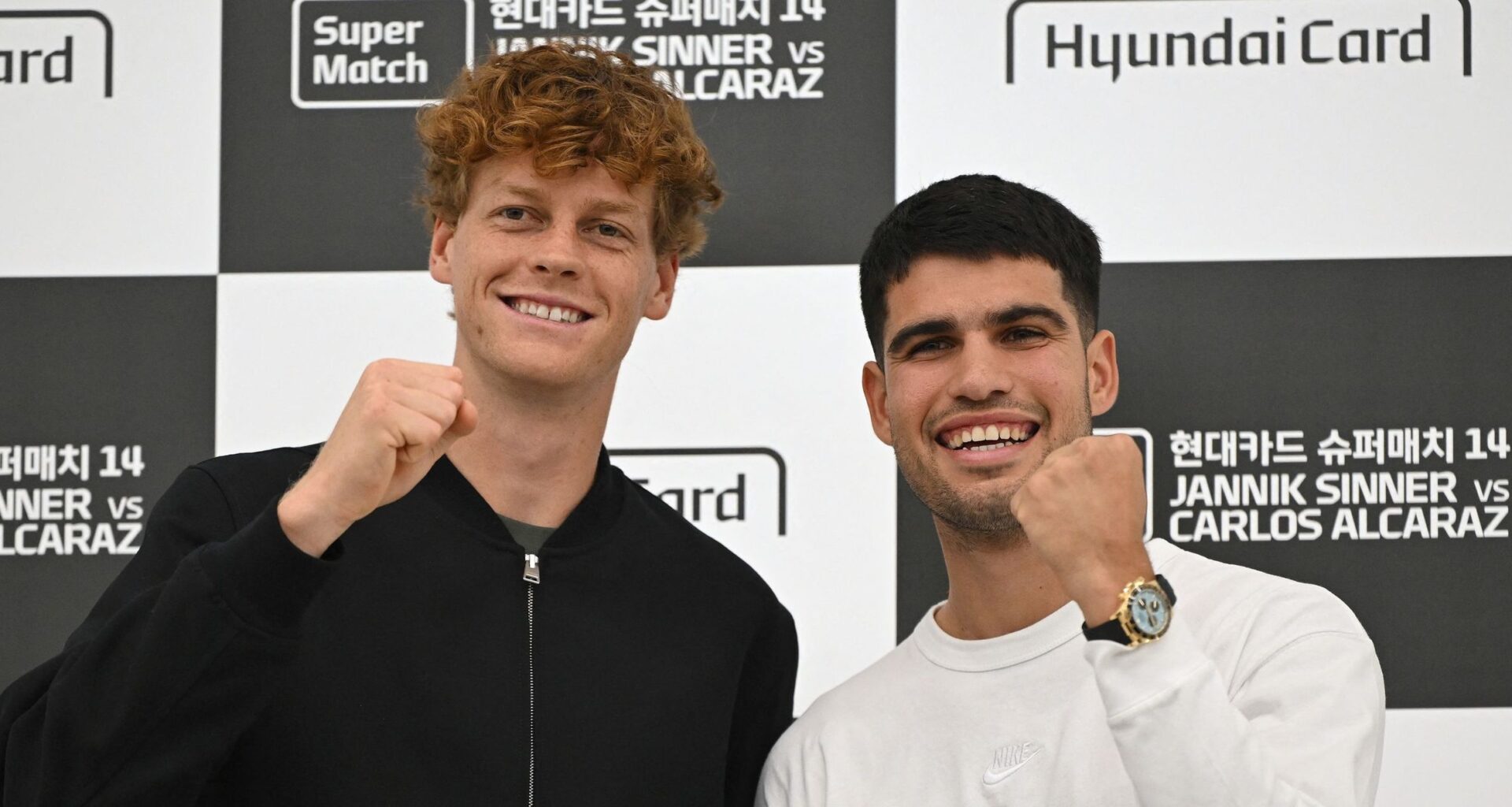 Alcaraz defiende su preparación para el Open de Australia y ensalza la rivalidad con Sinner: "Nos empujamos mutuamente a ser mejores"