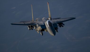 EEUU lanza ataques "a gran escala" contra objetivos del ISIS en Siria como represalia por la muerte de tres estadounidenses