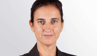 "Los mayores de 65 años piden cambiar en sus casas los asientos y las camas bajas y, por supuesto, la iluminación"