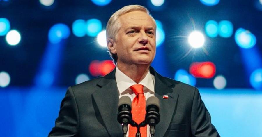 Incertidumbre política en Venezuela enreda la idea de Kast de ‘invitar a salir’ a inmigrantes