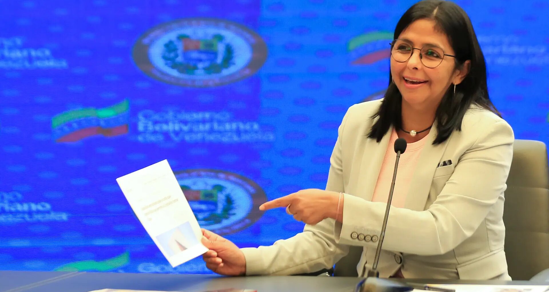 EE UU ataca Venezuela, en directo