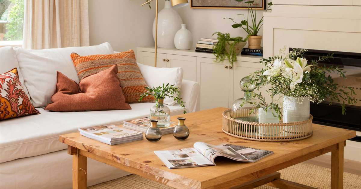 Así es el salón ideal si vives en un piso pequeño: 4 interioristas coinciden