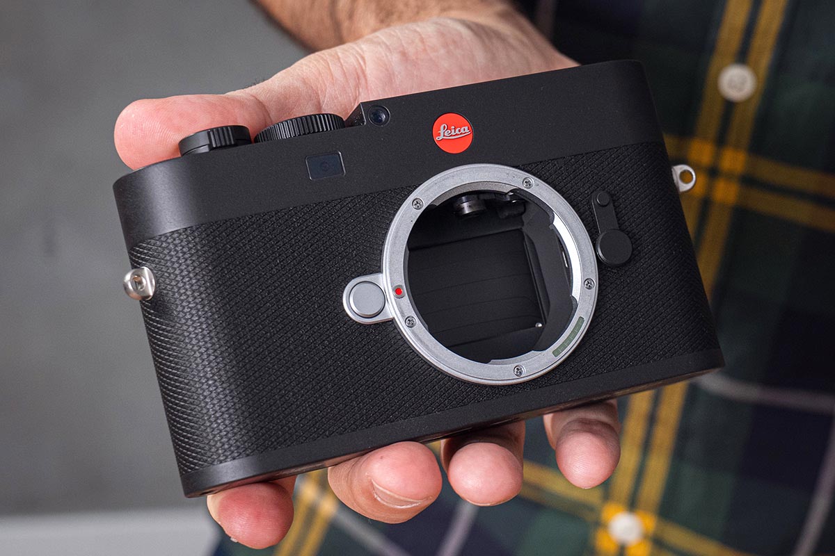 Leica trabaja en el desarrollo de sus propios sensores en Europa para no depender de los de Sony