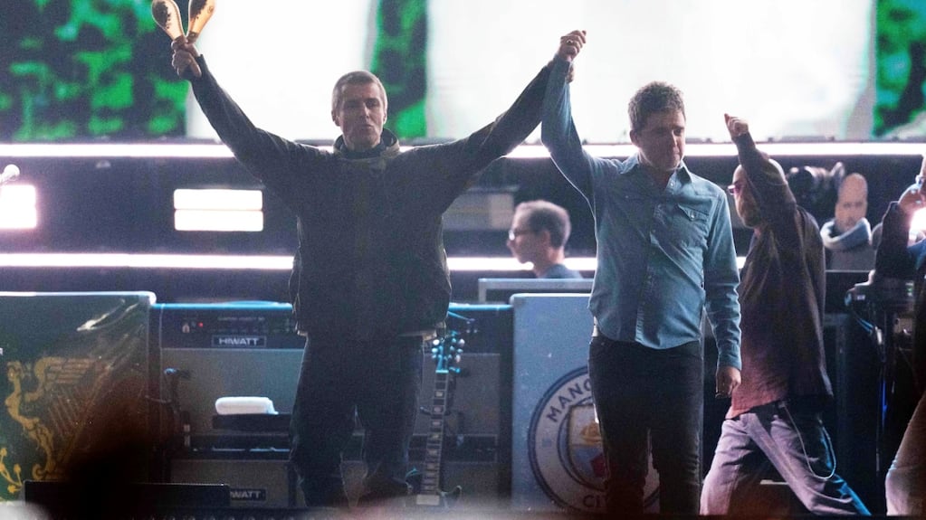 Noel Gallagher dijo que sería un honor que Oasis grabe un tema para una película de James Bond