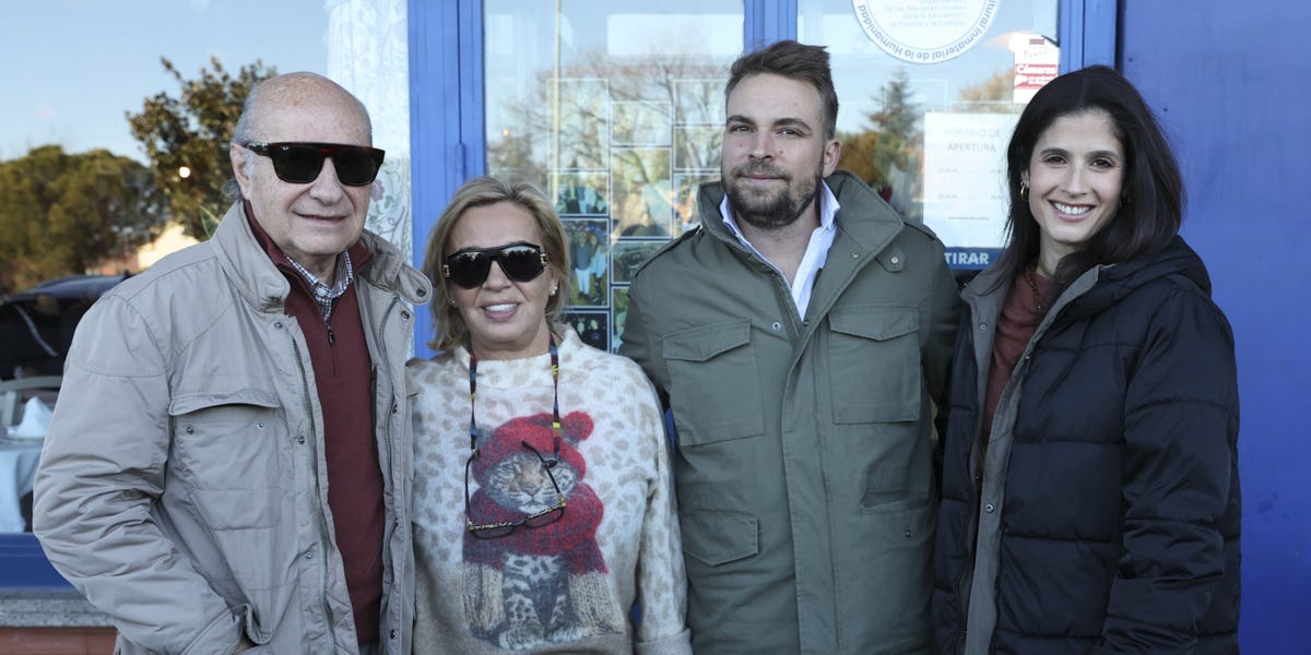 María la Jerezana desvela una imagen inédita de José María Almoguera y Carmen Borrego en su comida del Día de Reyes