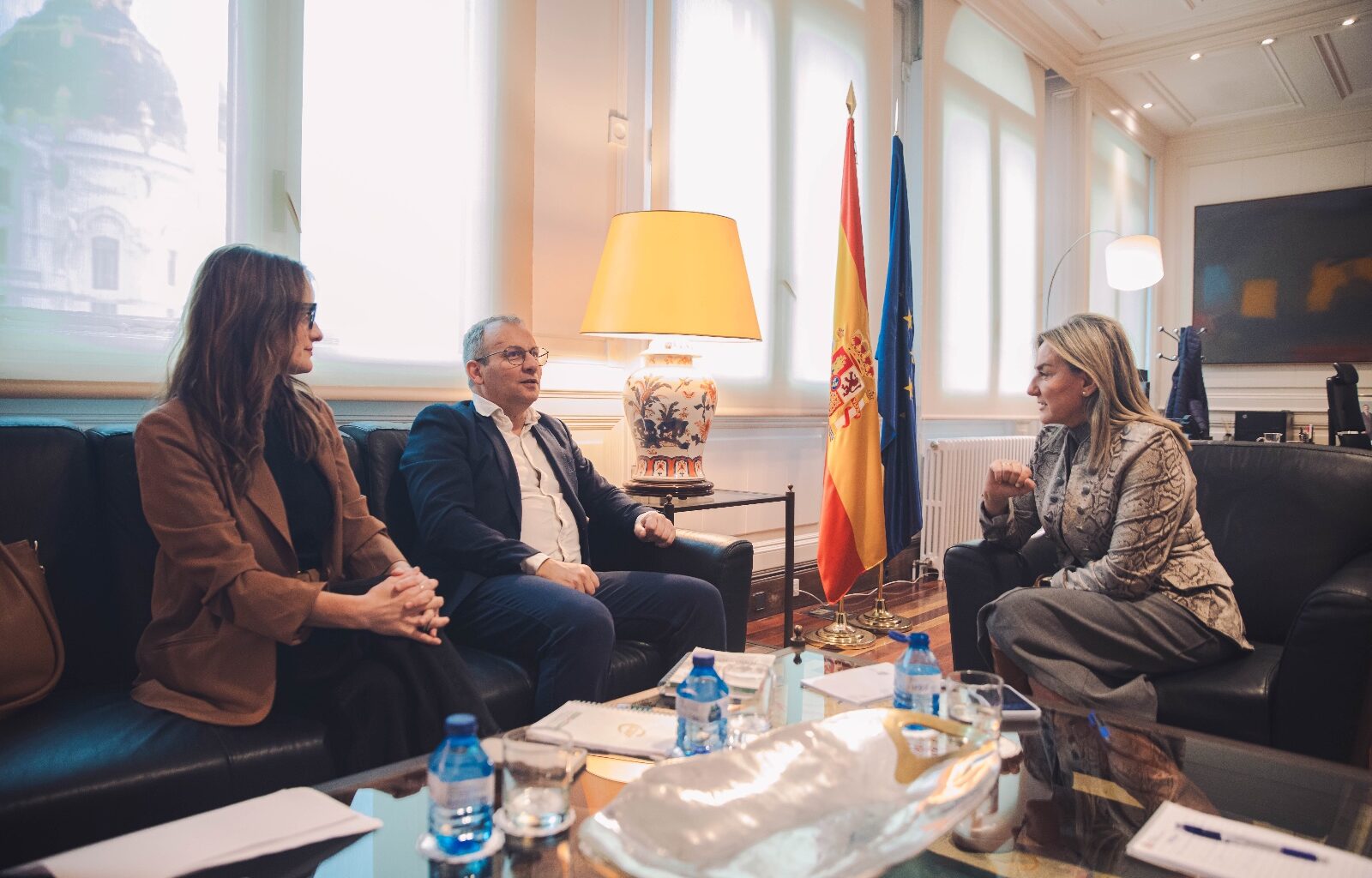 CSIF se reúne con la ministra de Educación para trasladarle la hoja de ruta del Estatuto Docente: reactivar reducción de ratios, horario lectivo y convocatoria de la Mesa de Negociación