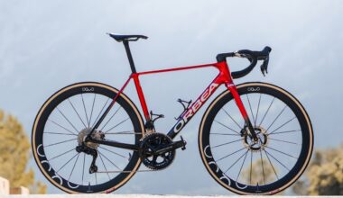 Así son las bicis Orbea para el Lotto Intermarché, con carbono visto para ahorrar hasta 100 gramos