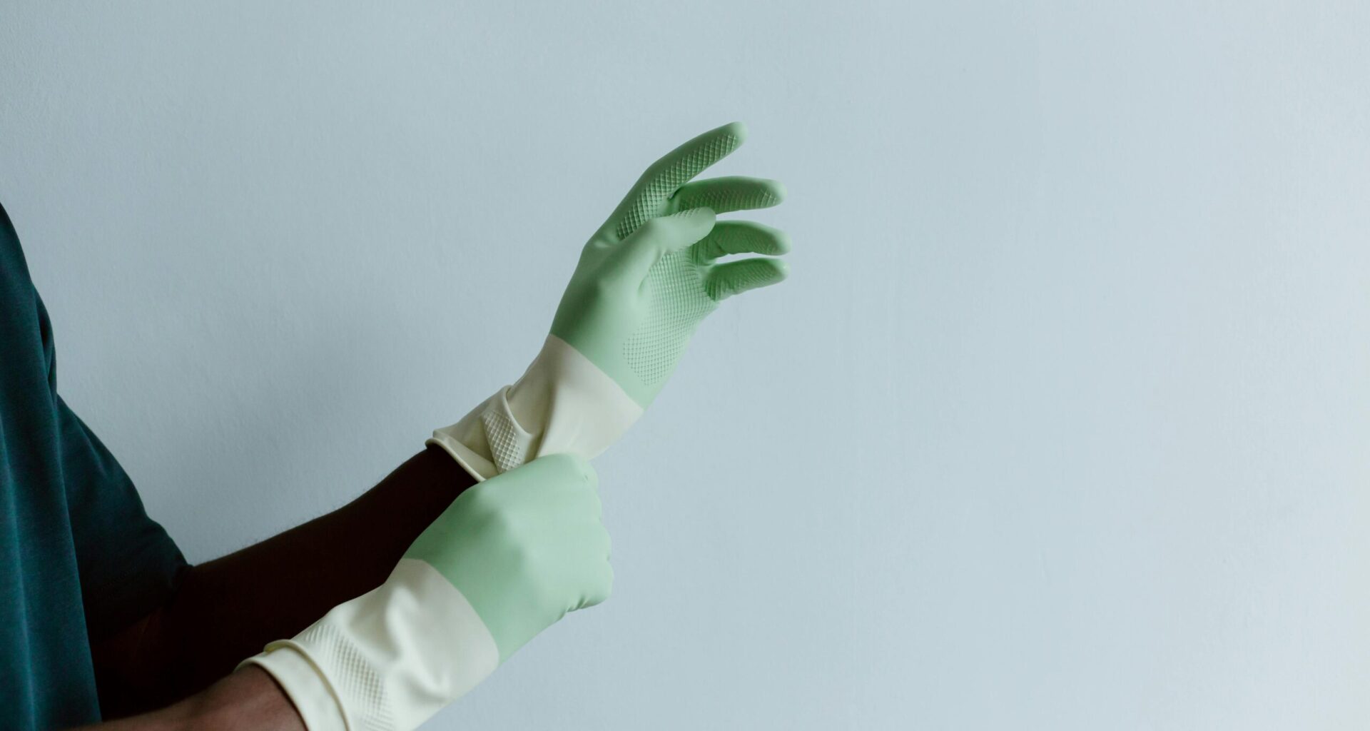 La limpieza del hogar daña más los pulmones de las mujeres