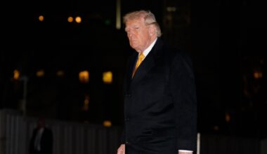 Trump confirma que no habrá elecciones en Venezuela en 30 días como prevé la legislación: "Yo estoy al mando"