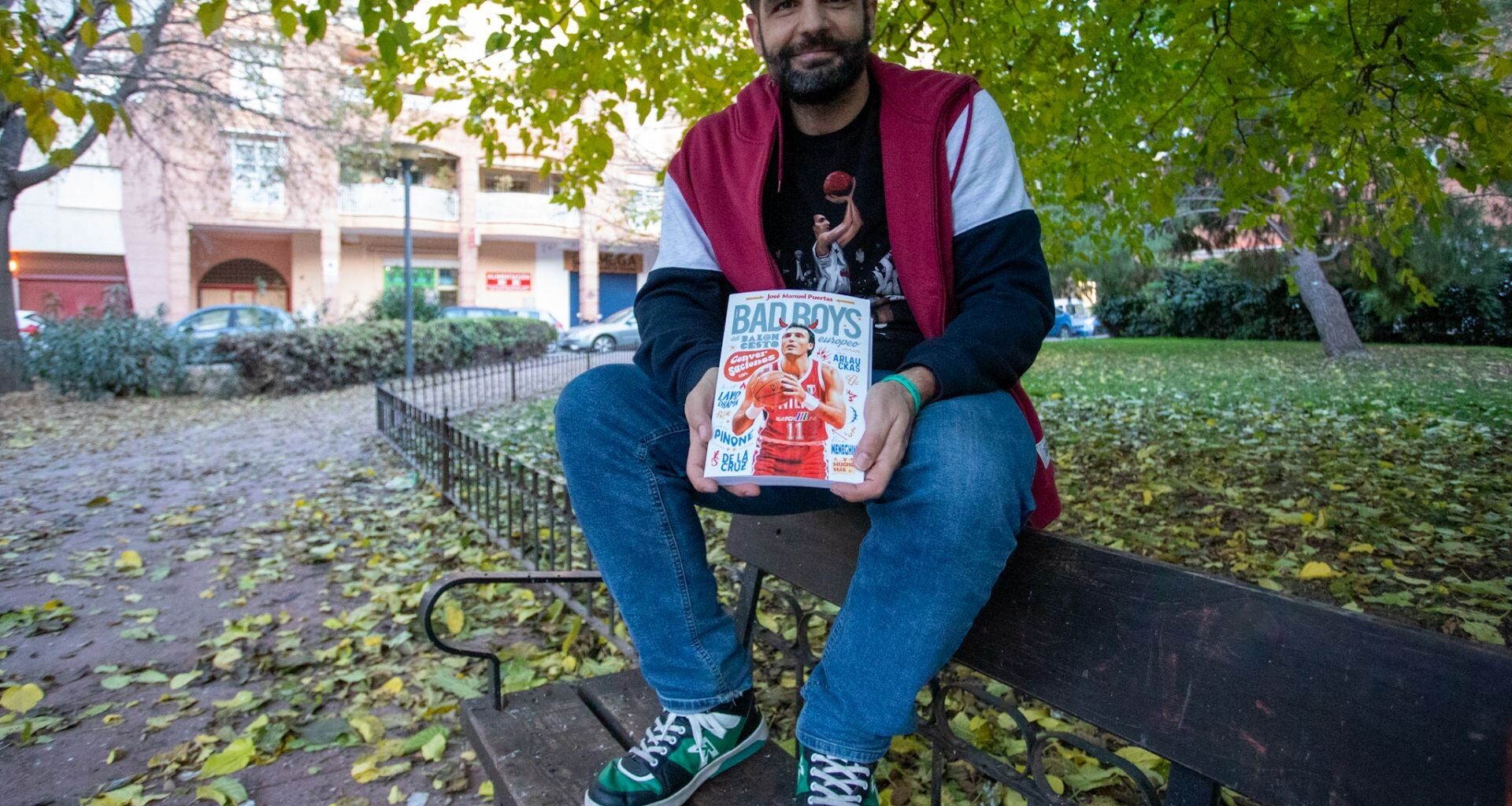 Puertas lanza su obra 'Los bad boys del baloncesto europeo'