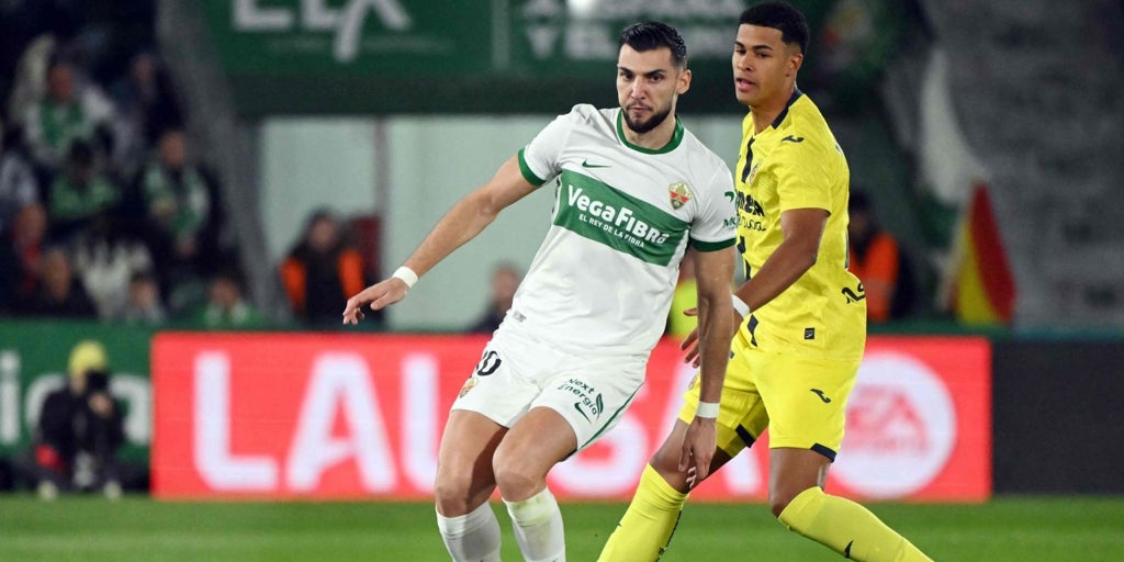 Rafa Mir sufre una lesión muscular y será baja ante el Betis en la Copa del Rey