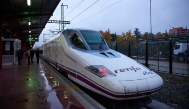 Un tren varado en Atocha genera retrasos de más de una hora en trenes de alta velocidad