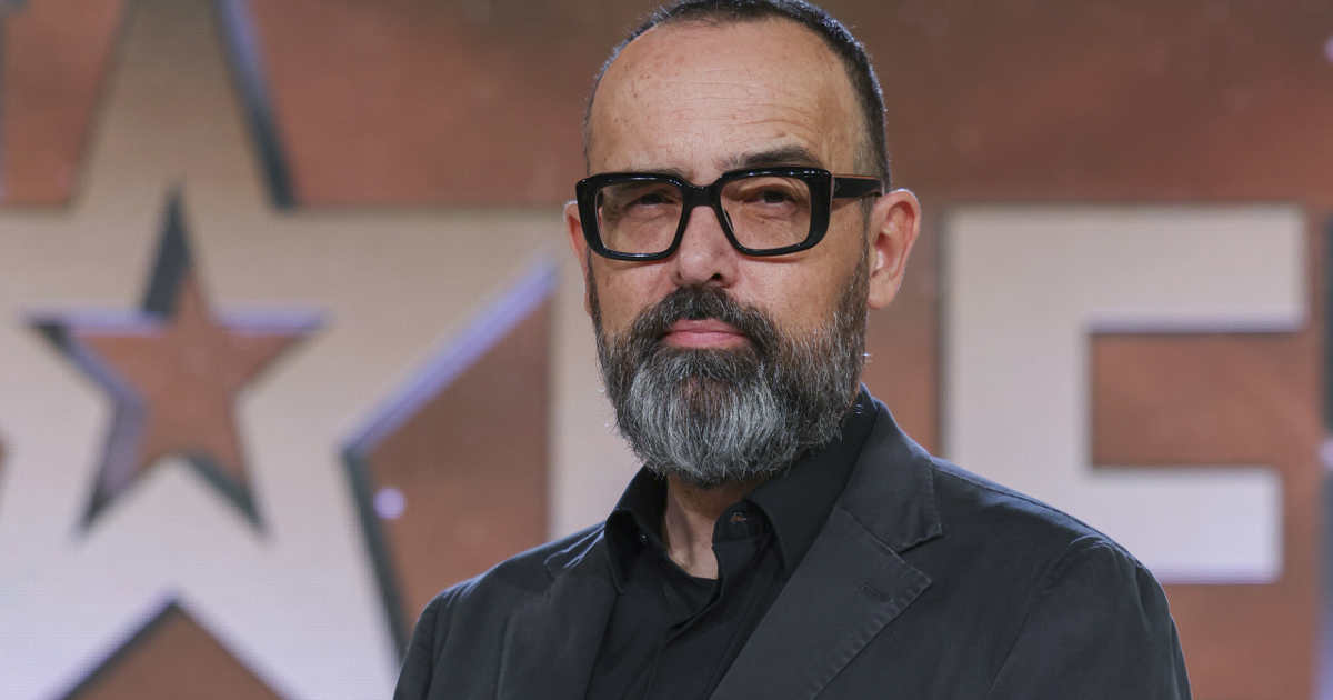 “Era un niño viejo. Hacía cosas de mayor. Pasaba de la pelota y jugaba al ajedrez. Era el más pringado de la clase porque estudiaba”