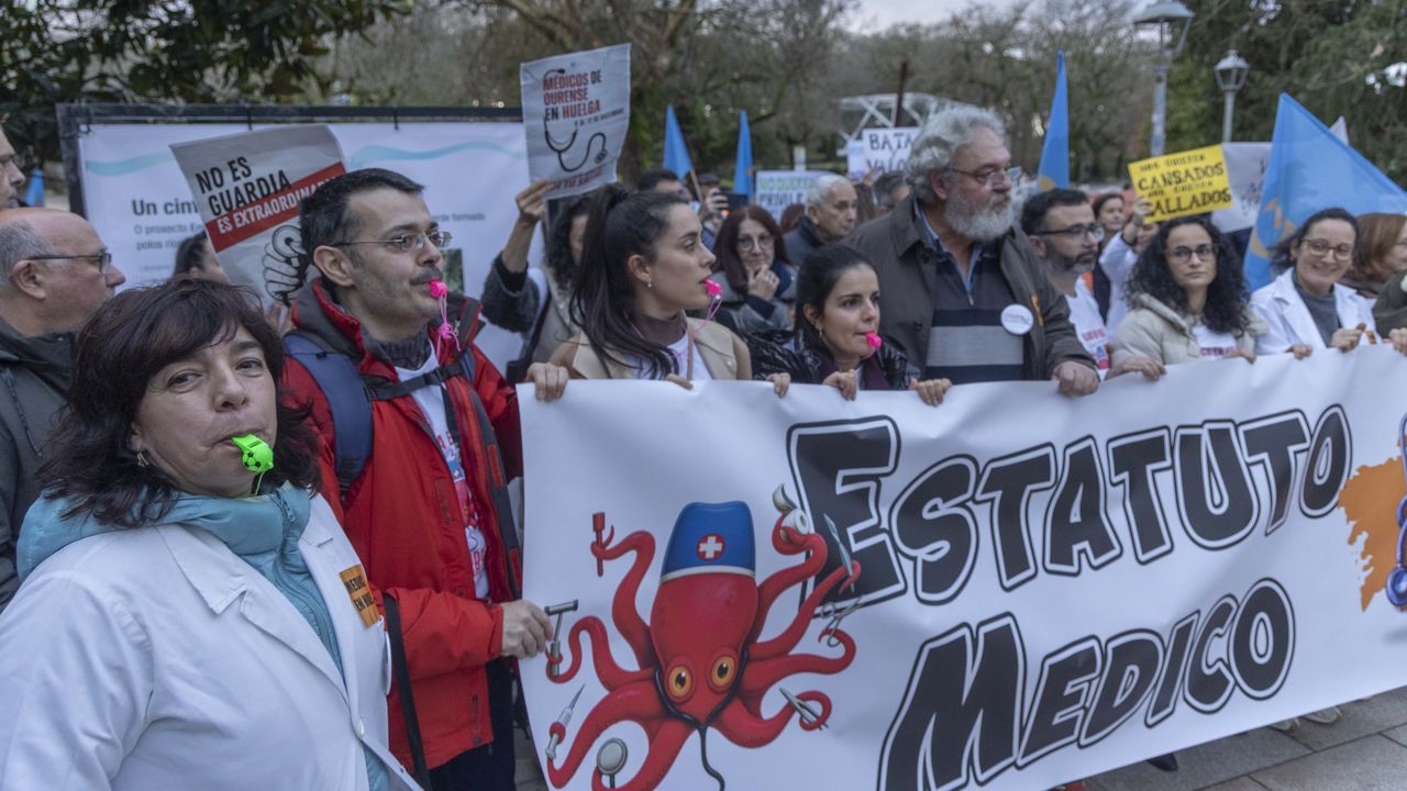 La segunda jornada de huelga de médicos cancela 236 cirugías en Galicia - La Voz de Galicia