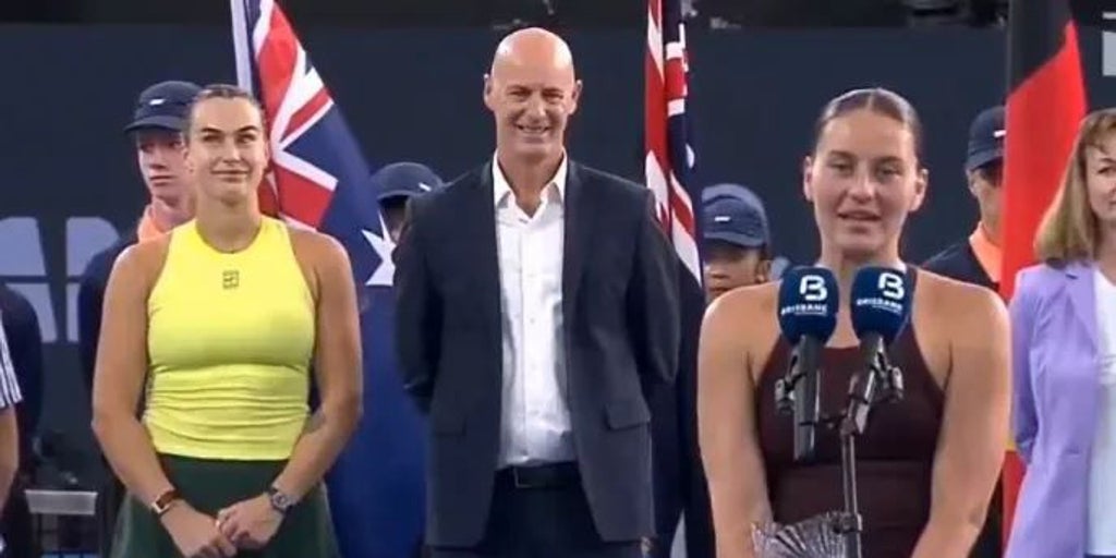 Alta tensión tras la final de Brisbane entre la ucraniana Kostyuk y la bielorrusa Sabalenka