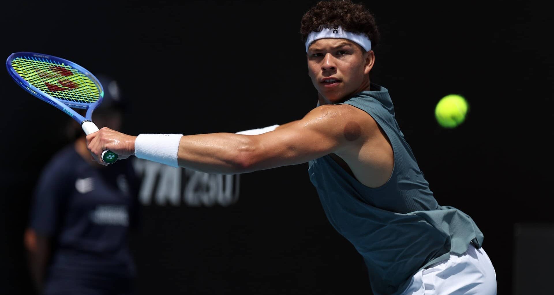 Shelton resiste ante Comesaña y avanza a cuartos en Auckland | ATP Tour