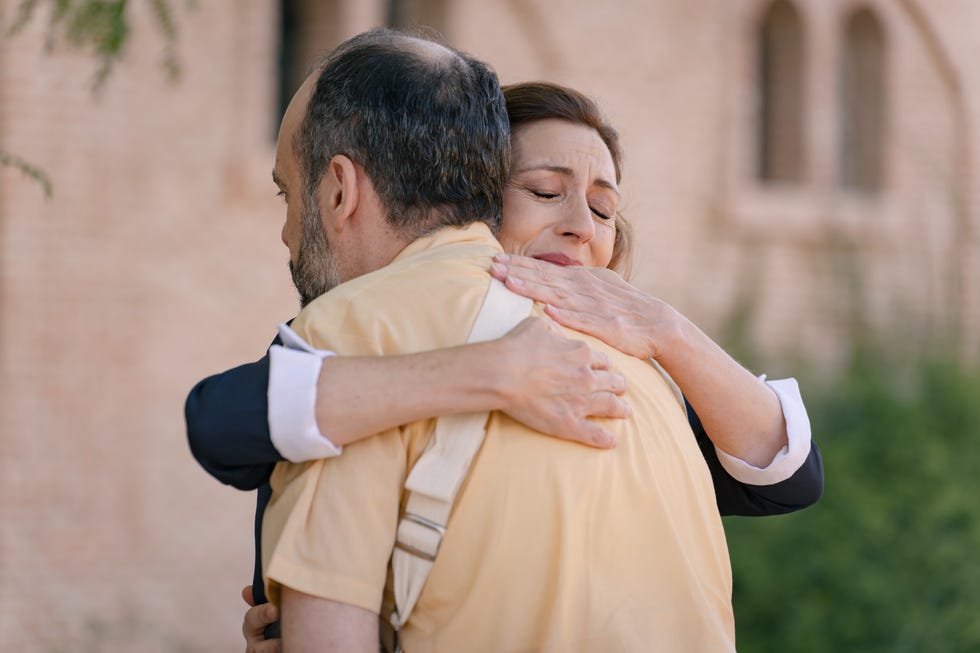 manuela y gaspar se despiden en 'suenos de libertad'